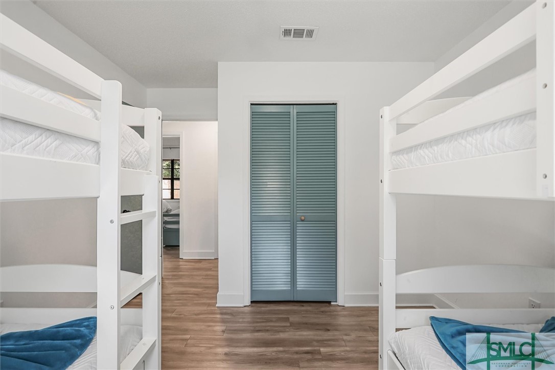 152 S Robinhood Drive