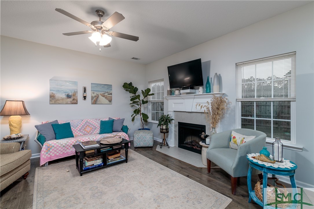 217 Bobwhite Trail NE