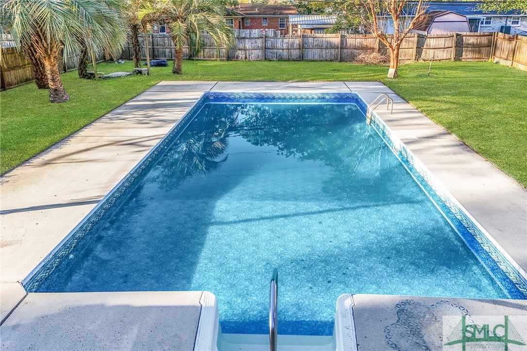 118 Melrose Place