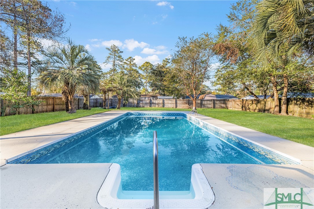 118 Melrose Place
