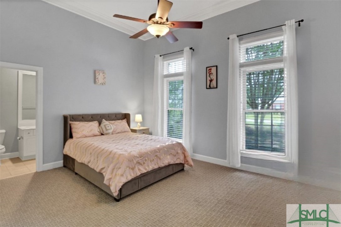 4 W Lake Heron Court