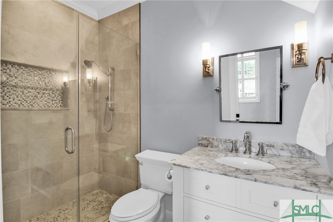 4 W Lake Heron Court