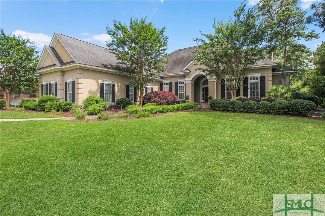 4 W Lake Heron Court