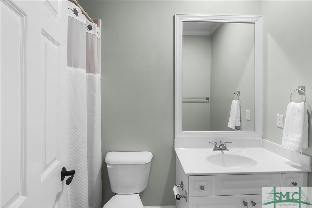 4 W Lake Heron Court