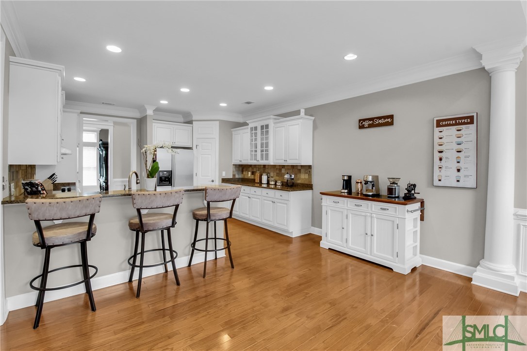 4 W Lake Heron Court