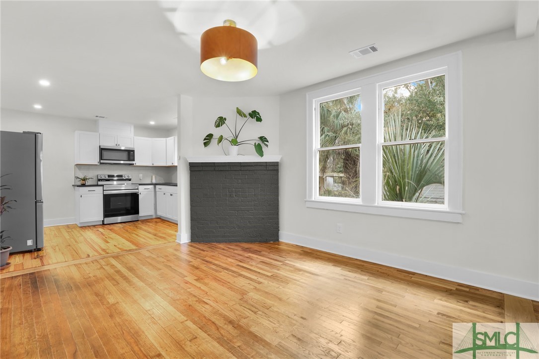 815 W 39th Street