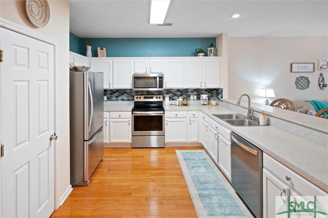 22 Travertine Circle