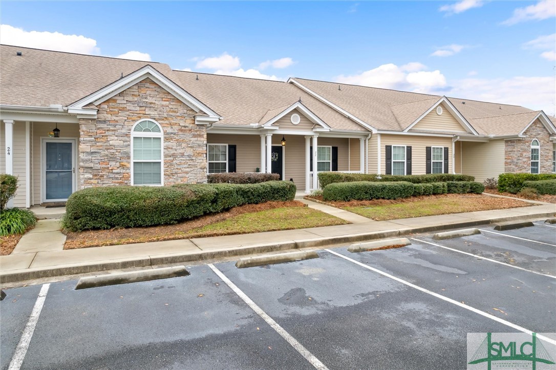 22 Travertine Circle