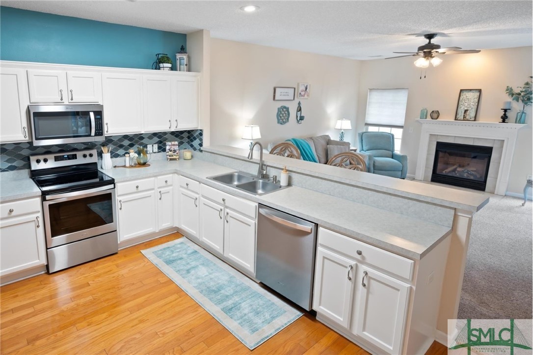 22 Travertine Circle