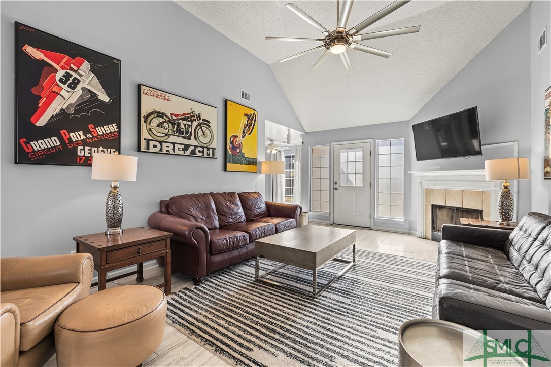 213 Cassidy Way