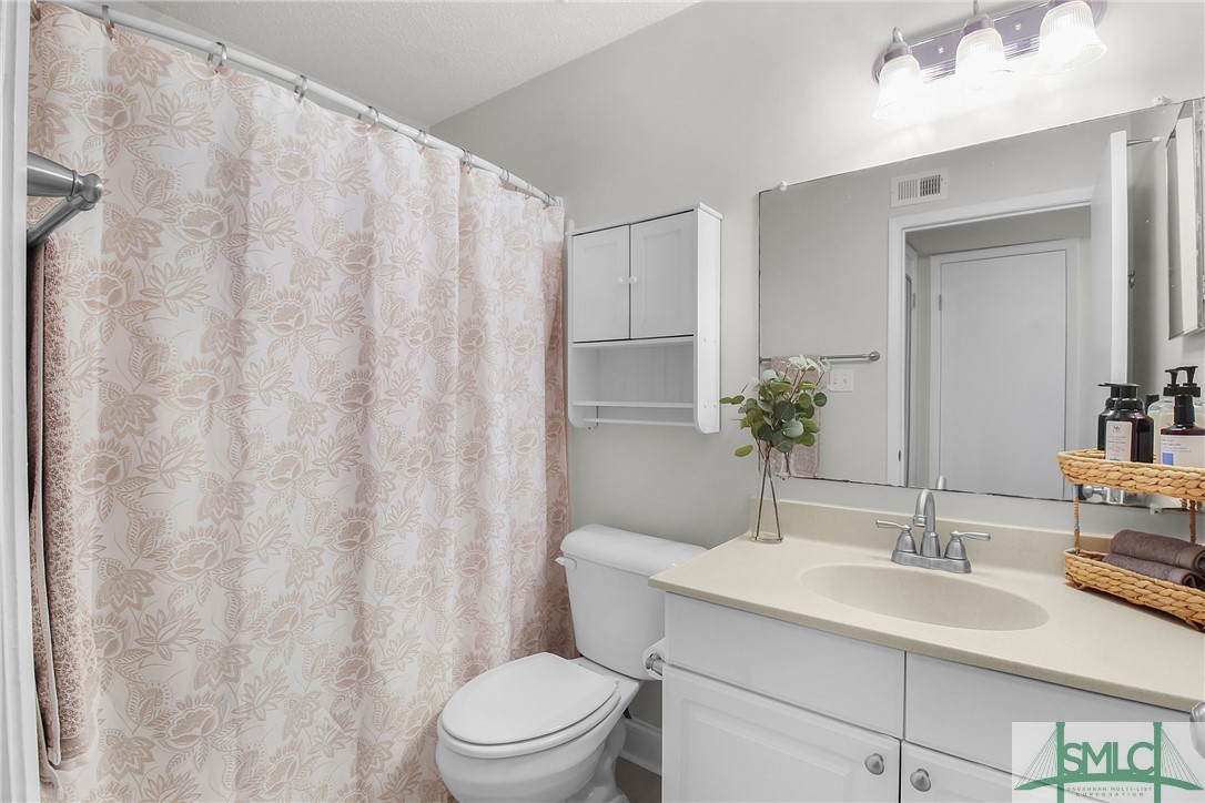 401 N Cromwell Road O-7