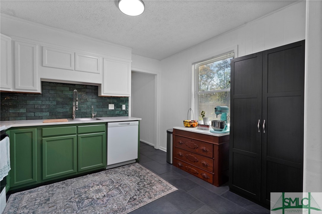 301 Benton Drive