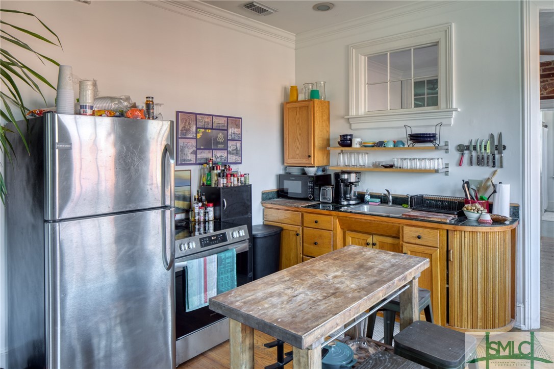 217 Abercorn Street C1