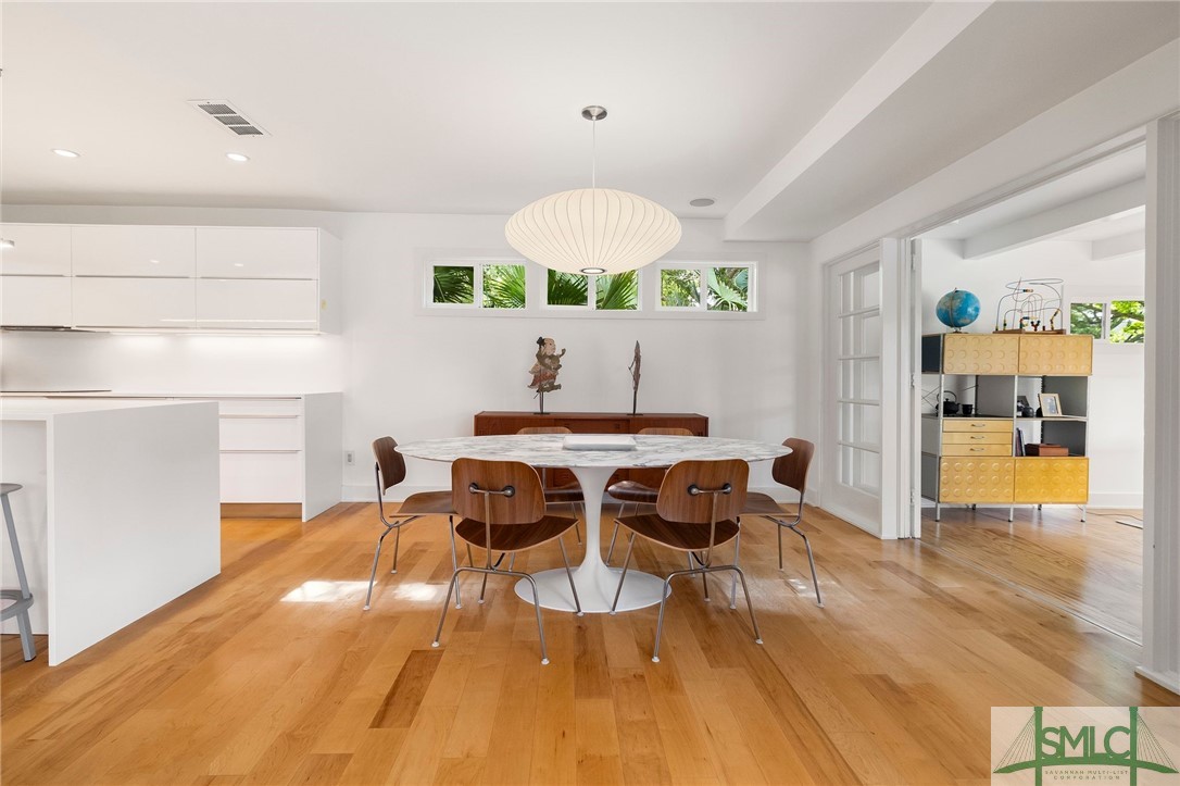51 E 61st Street