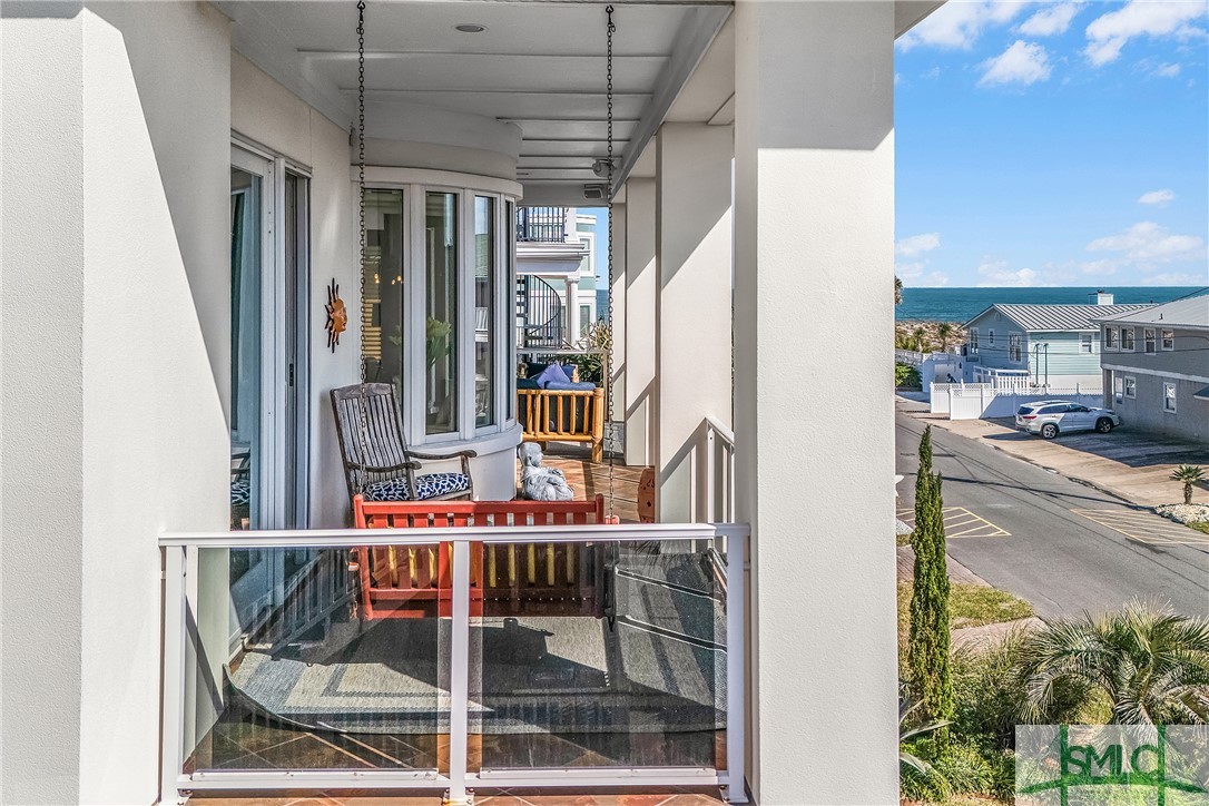 8 18th Street