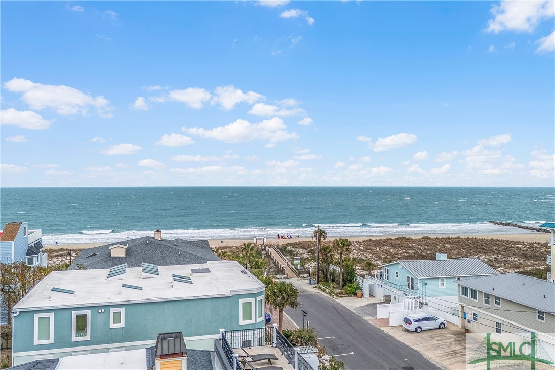 8 18th Street