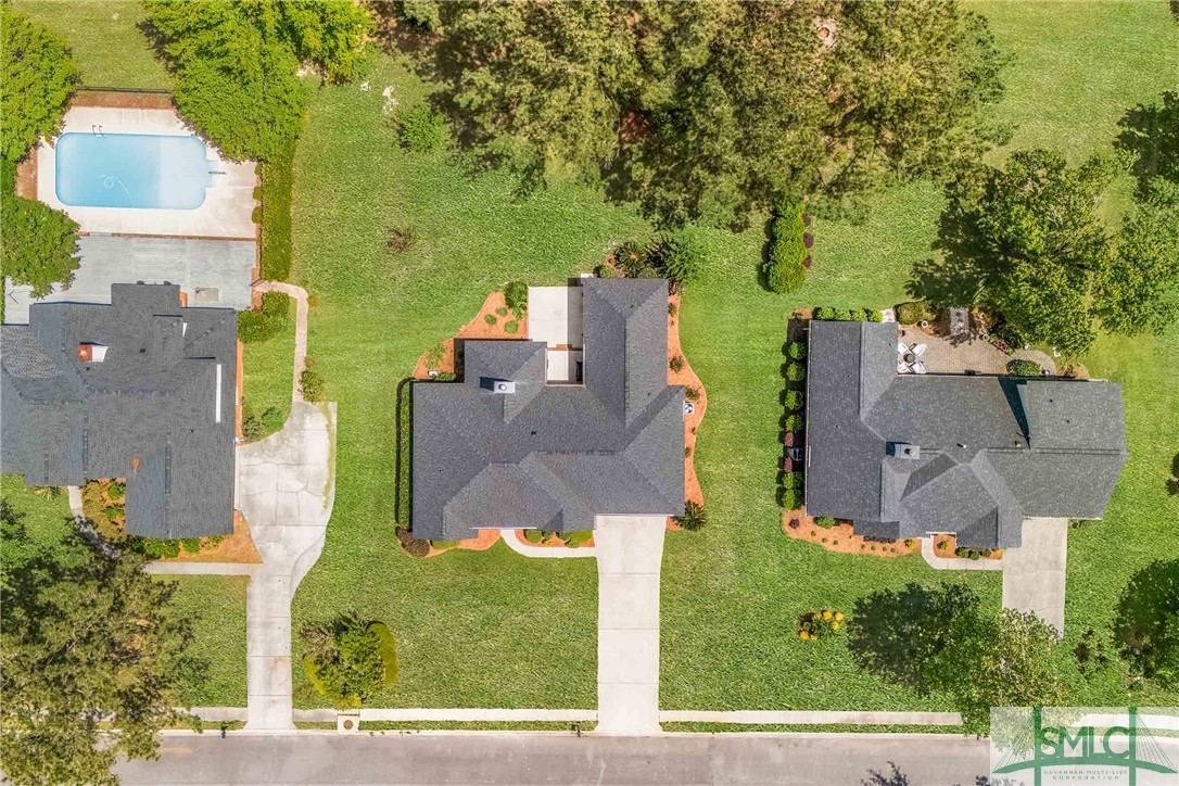 300 Stephanie Avenue