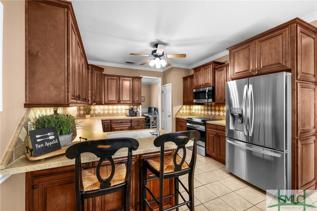 300 Stephanie Avenue