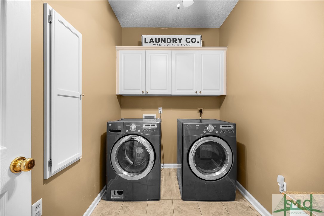 300 Stephanie Avenue