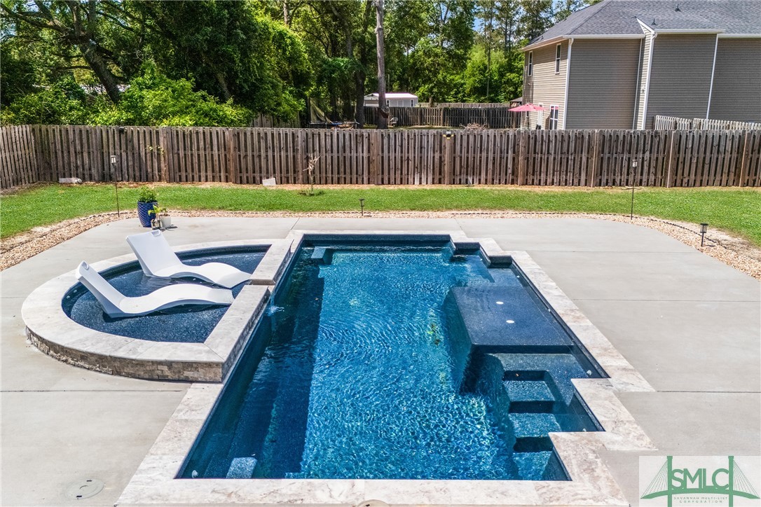 106 Greenbriar Drive