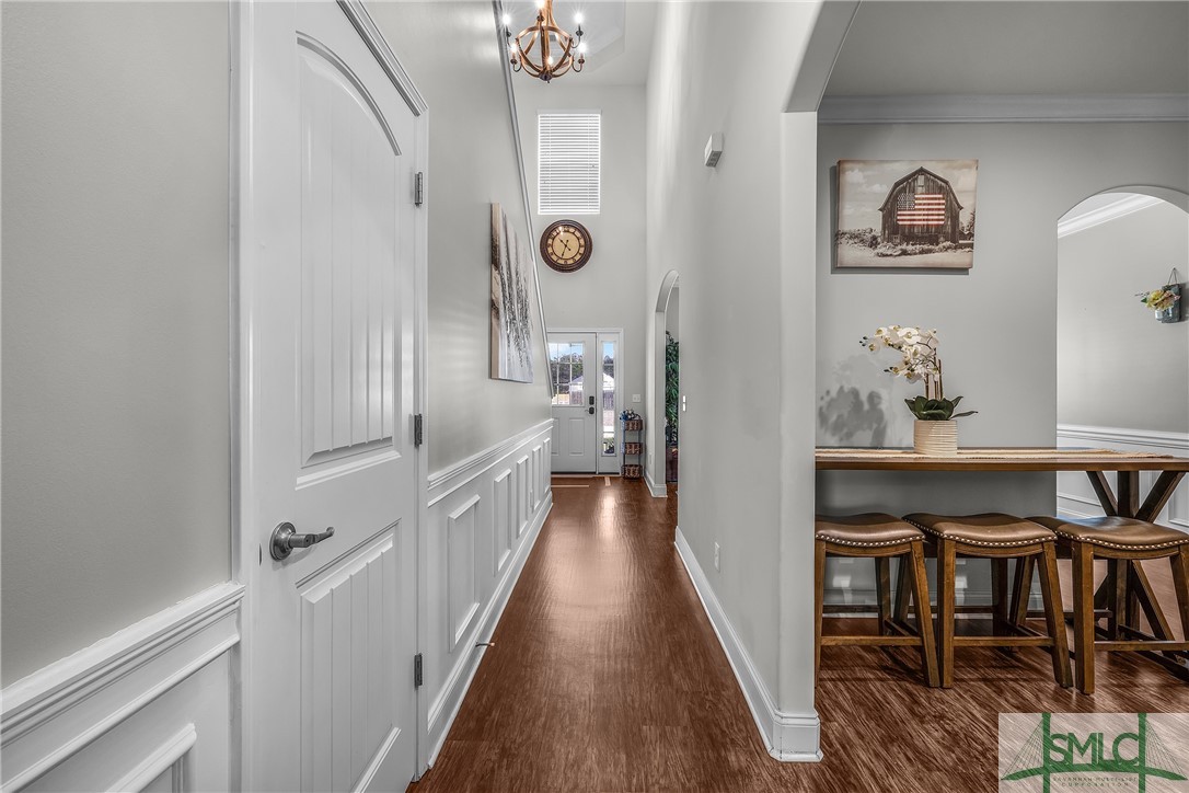 106 Greenbriar Drive