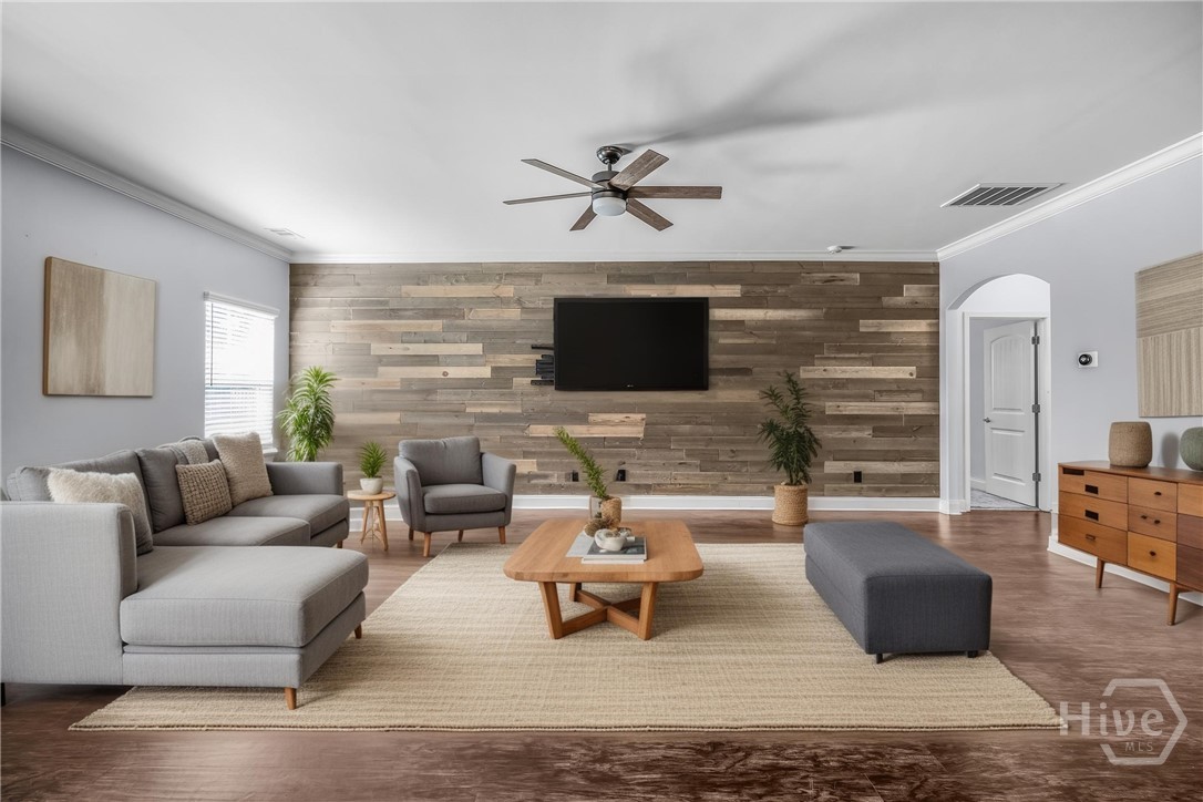 106 Greenbriar Drive