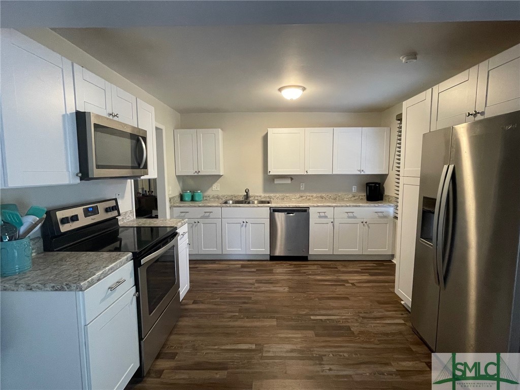 120 Van Nuys Boulevard