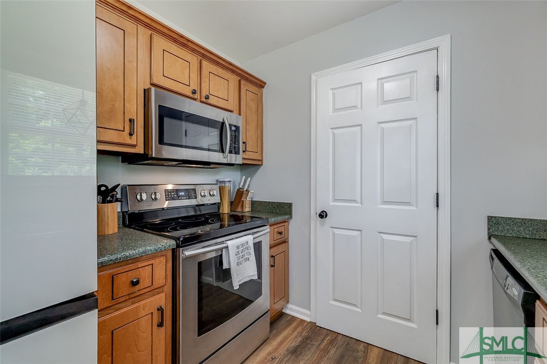 151 Clydesdale Court