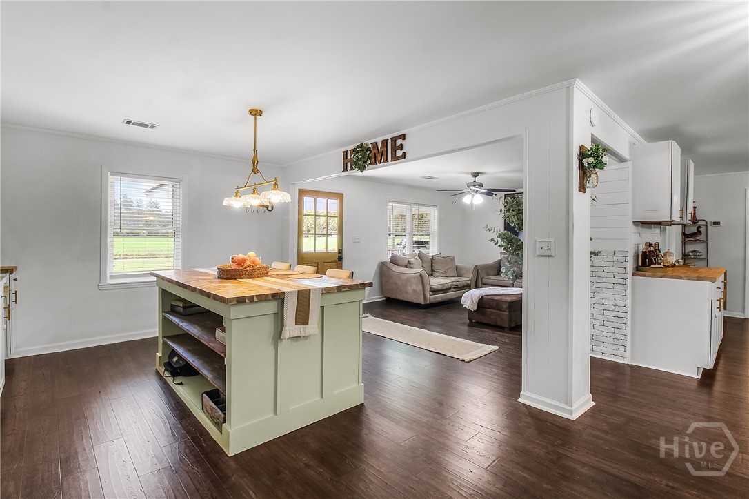 737 TE Glisson Road