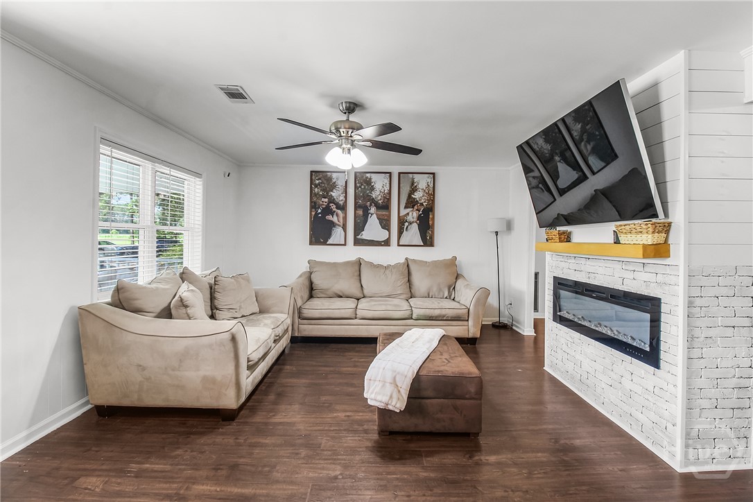 737 TE Glisson Road