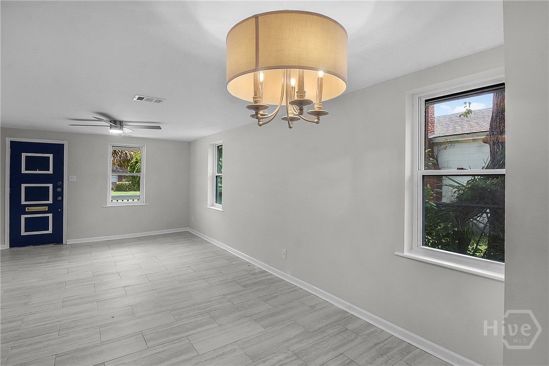 1117 W 41st Street