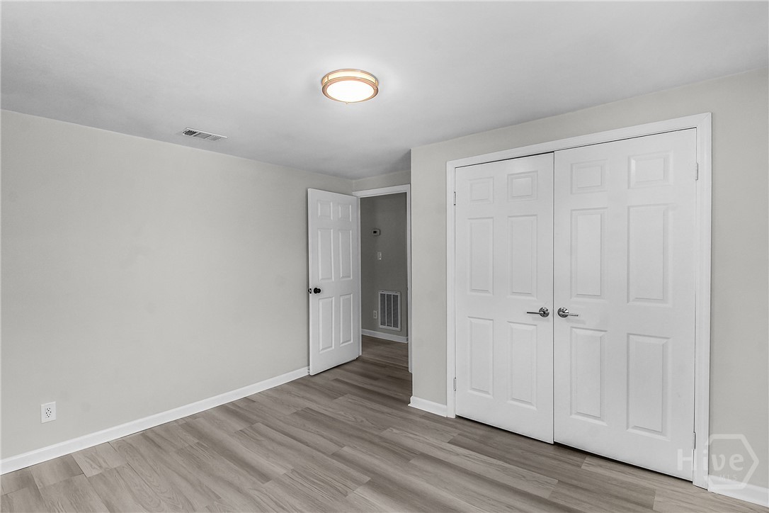 1117 W 41st Street