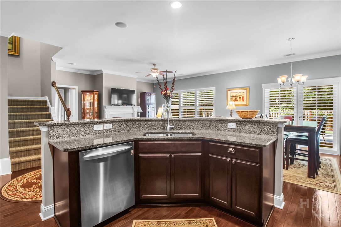 1065 Woodland Drive