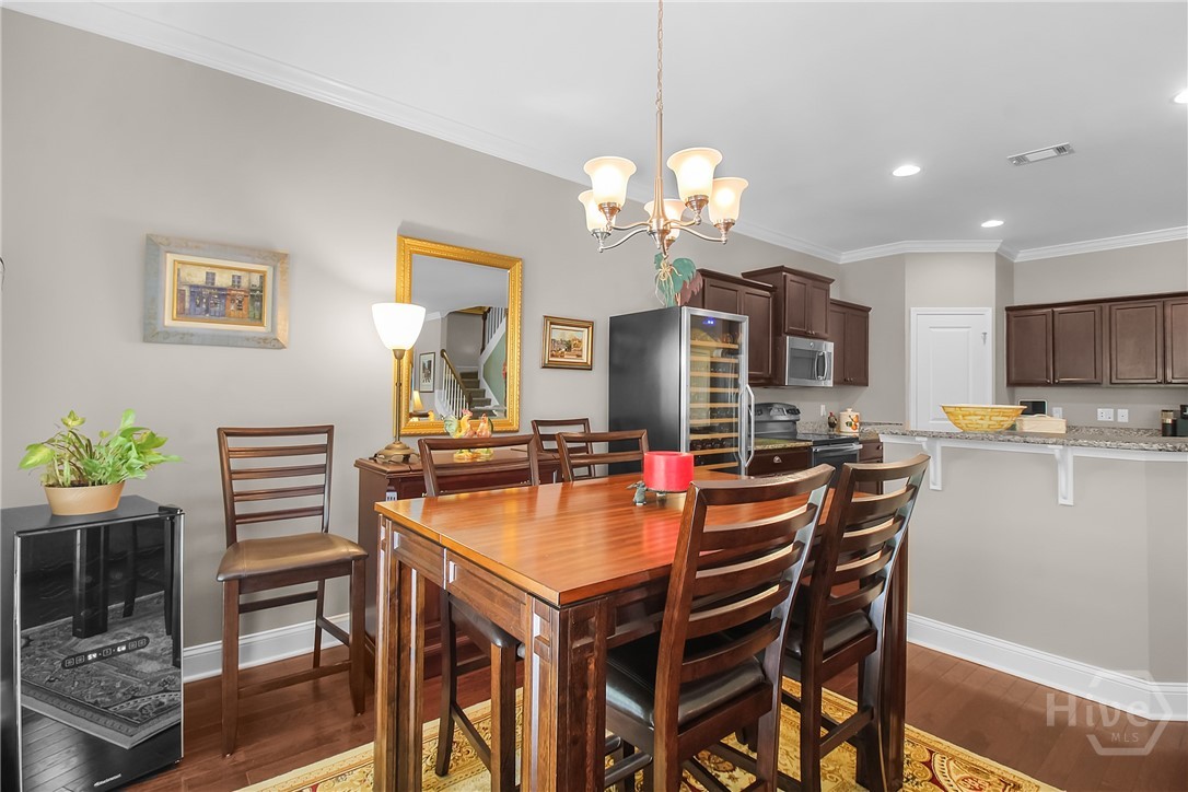 1065 Woodland Drive