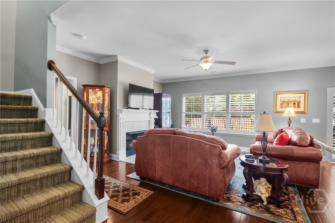 1065 Woodland Drive