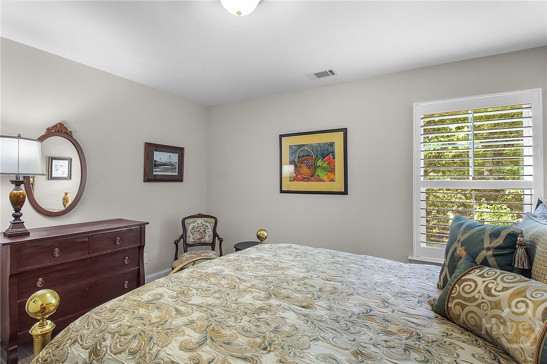 1065 Woodland Drive