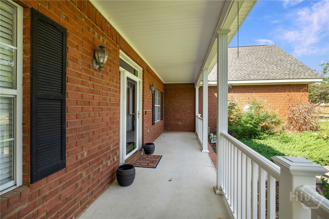 209 Saint James Walk