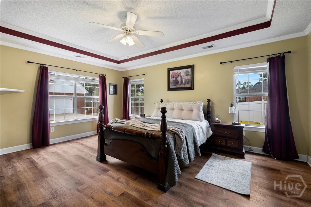 209 Saint James Walk