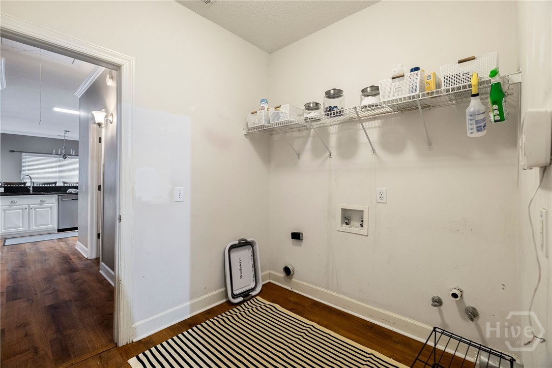 209 Saint James Walk