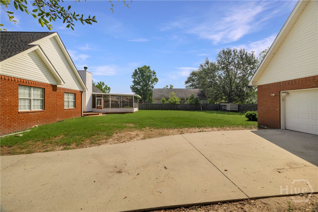 209 Saint James Walk