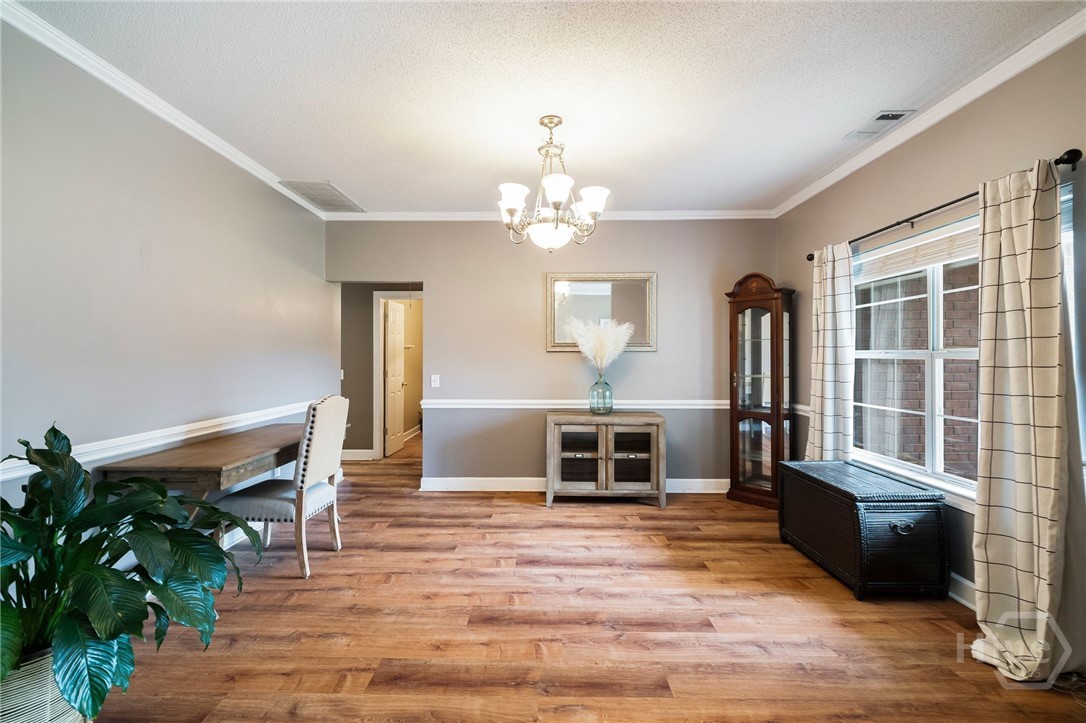 209 Saint James Walk