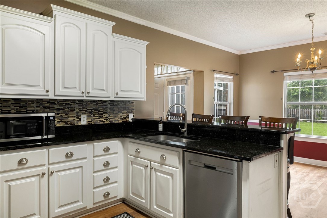 209 Saint James Walk