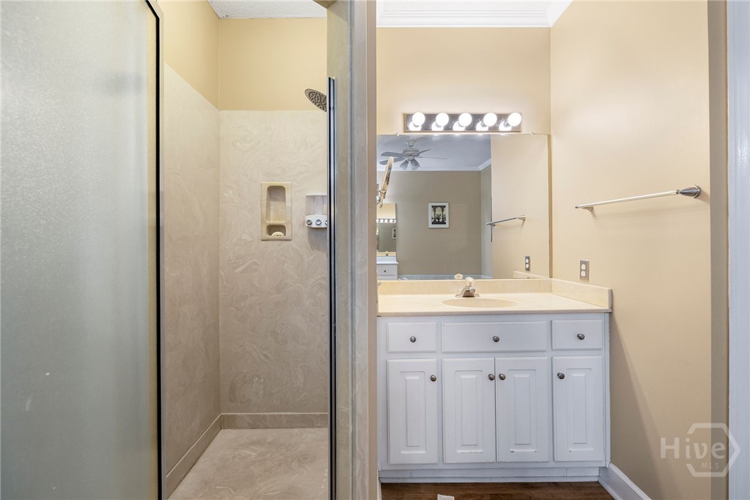 209 Saint James Walk