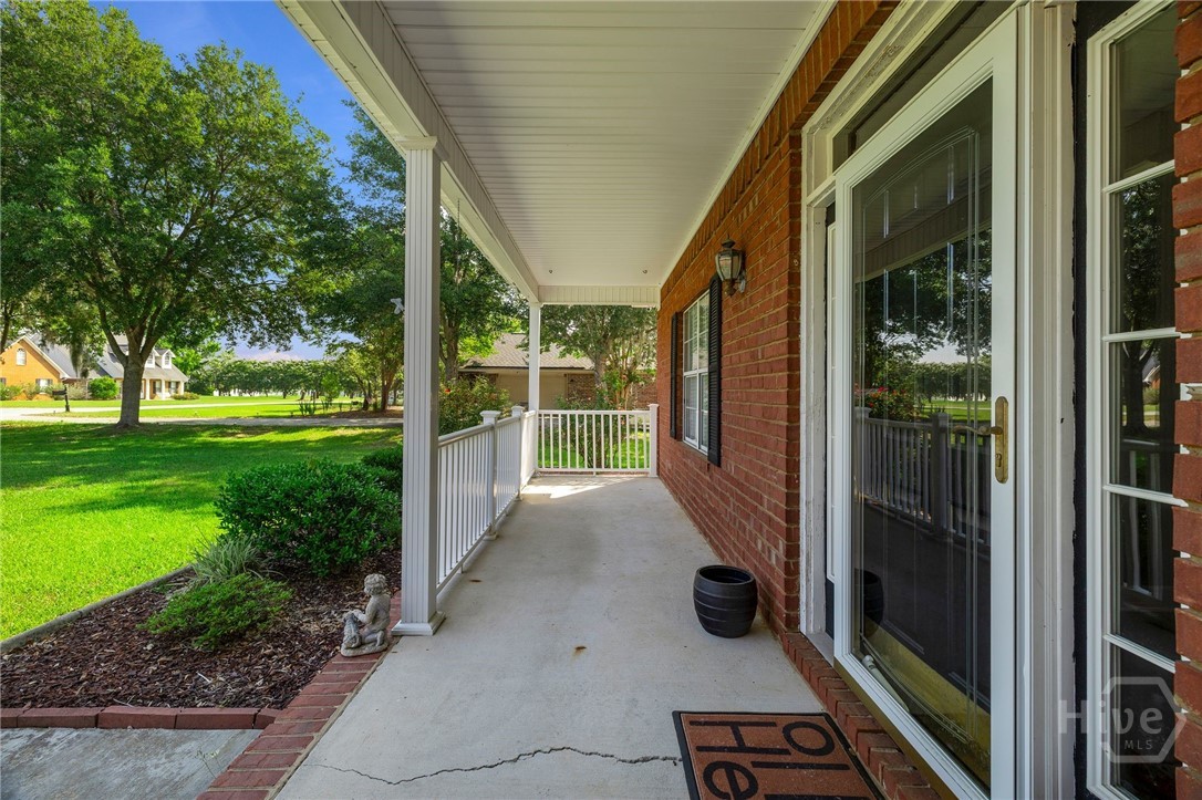 209 Saint James Walk