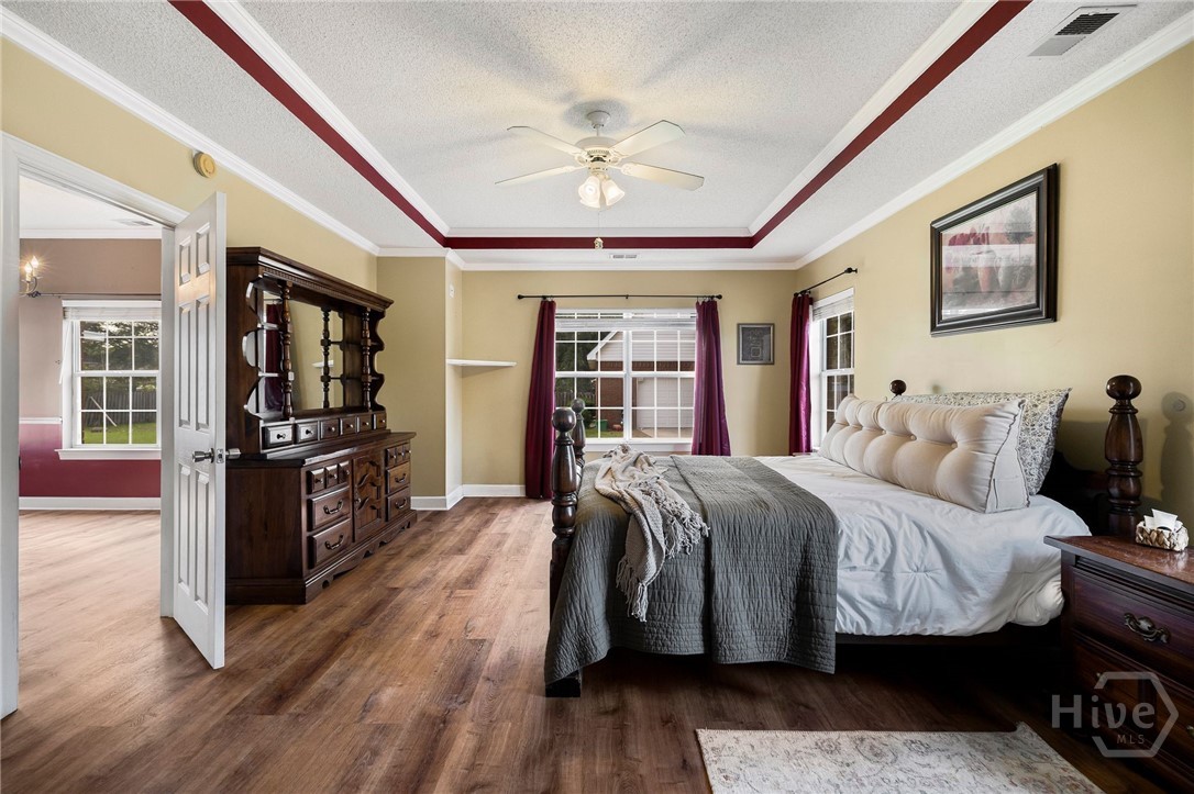 209 Saint James Walk