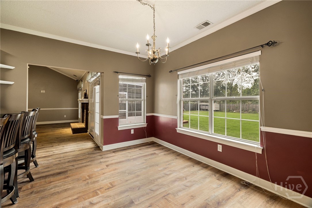 209 Saint James Walk