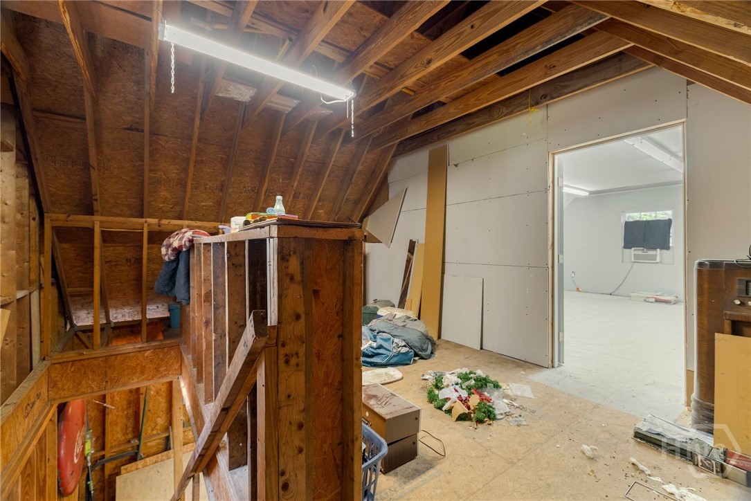 209 Saint James Walk