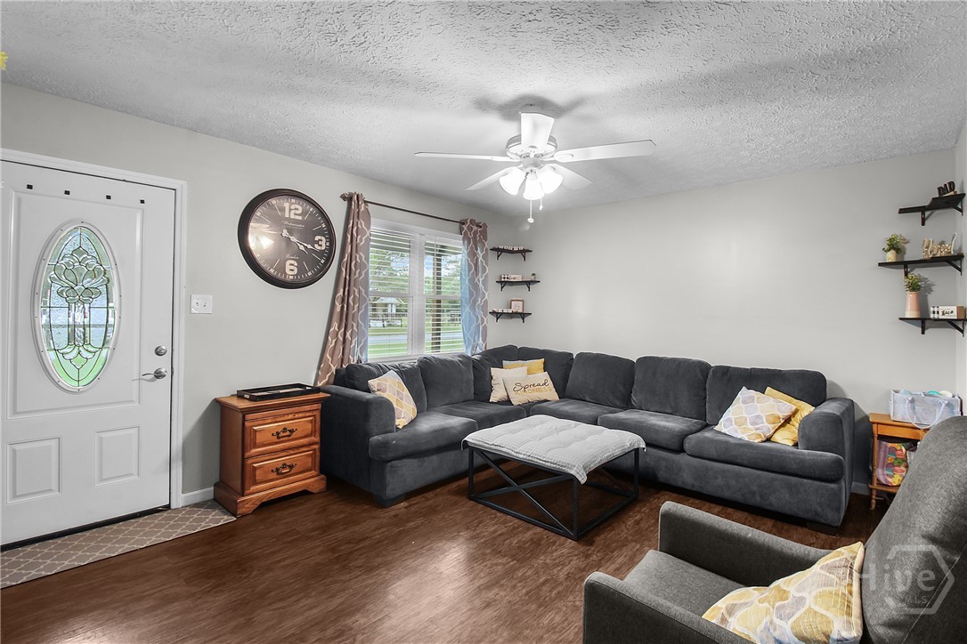302 Tunnel Road