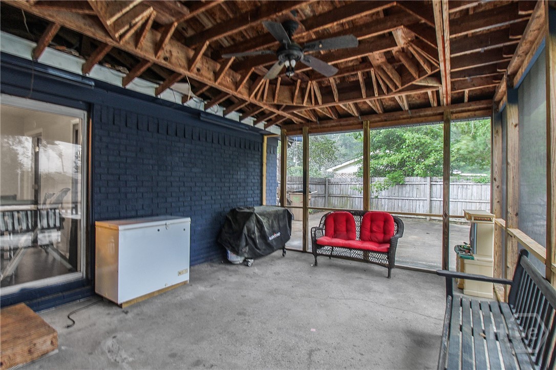 302 Tunnel Road