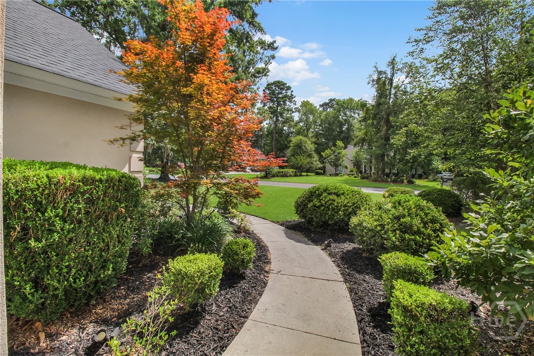 17 Hickory Grove Point